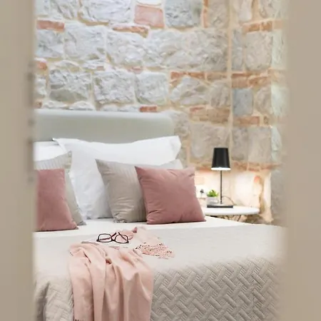 Adriatik Lux Teatro 2 Appartement