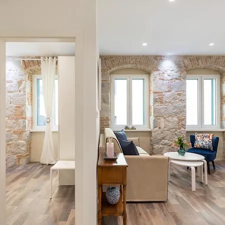 Adriatik Lux Teatro 2 * 스플리트