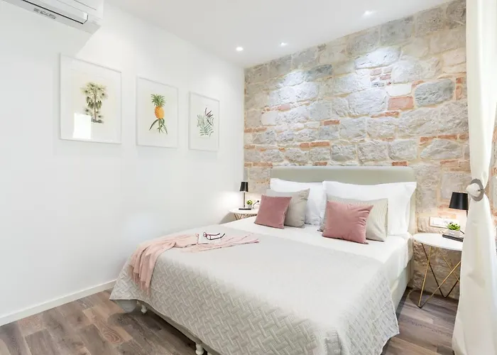 Adriatik Lux Teatro 2 *