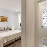 Adriatik Lux Teatro 2 Apartment *