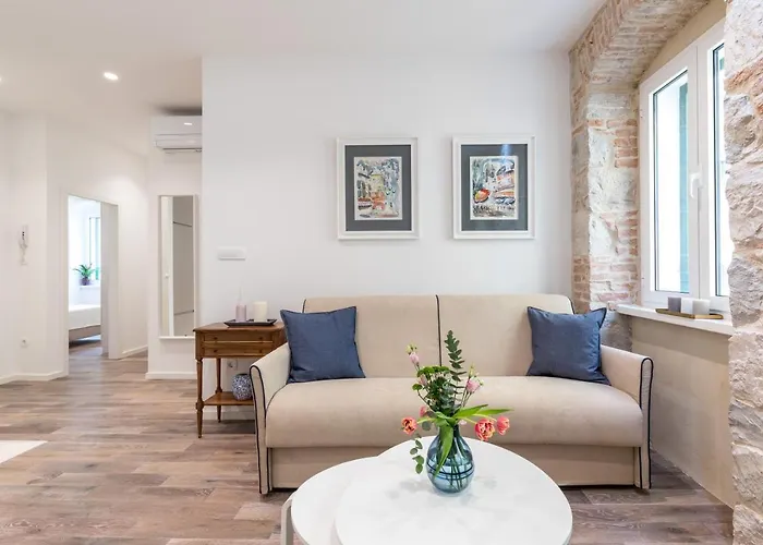 Adriatik Lux Teatro 2 شقة *