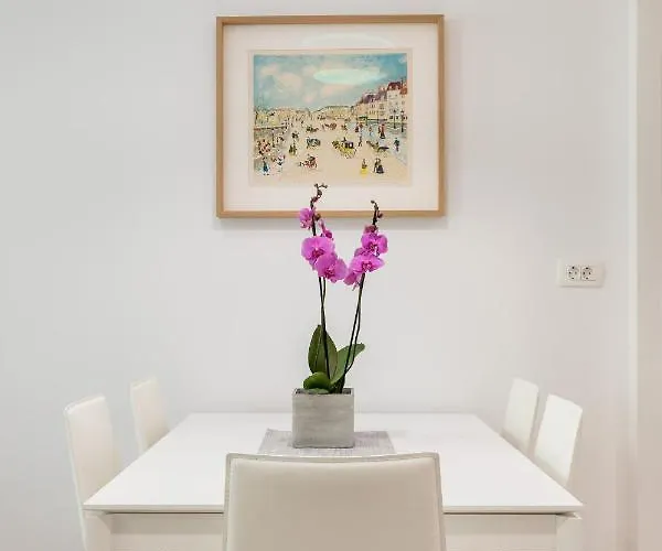 Adriatik Lux Teatro 2 *